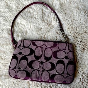 Purple Coach Wristlet excellent condition